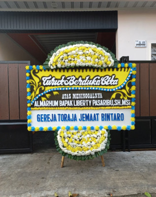 Papan Bunga Duka di Situsaeur